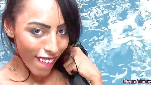 Brunette babe shows off her beautiful ass and tits in one clip