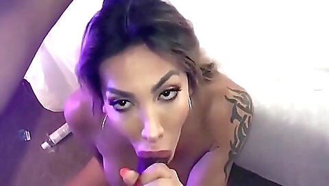 Amateur brunette gets a deepthroat and big black cock