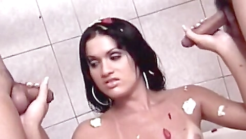 Latina gets her pussy filled with cum in a threesome